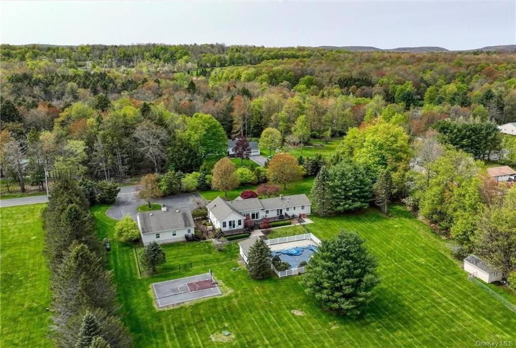 Escape To The Catskills Liberty Exterior foto